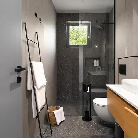 Karbula By Guide Villa *