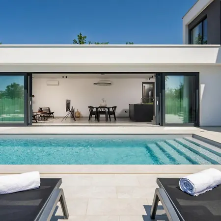 Vila Karbula By Guide Porec